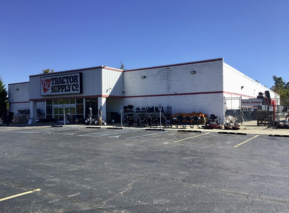 Tractor Supply Co - Louisa, KY