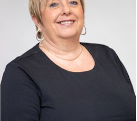Burrell Stockbroking & Wealth Management - Spring Hill, QLD. Elaine Anderson - Director - Portfolio Services