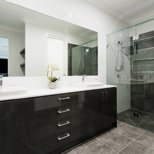 Bradnam's Windows & Doors - Charlton, QLD. Frameless Shower Screen