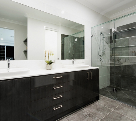 Bradnam's Windows & Doors - Emerald, QLD. Frameless Shower Screen