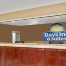 Days Inn by Wyndham College Park Atlanta Airport South - Motels