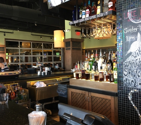 Bar Louie - Saint Charles, MO