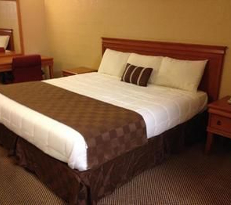 Economy Express Inn - Henryetta, OK