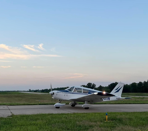 Piston Aviation Flight School - Saint Louis, MO