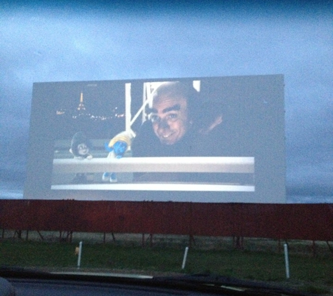 Blue Fox Drive-In Theatre - Oak Harbor, WA