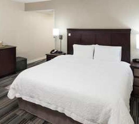 Hampton Inn-Omaha Downtown - Omaha, NE