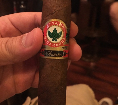 Cigar Emporium - Lyndhurst, NJ