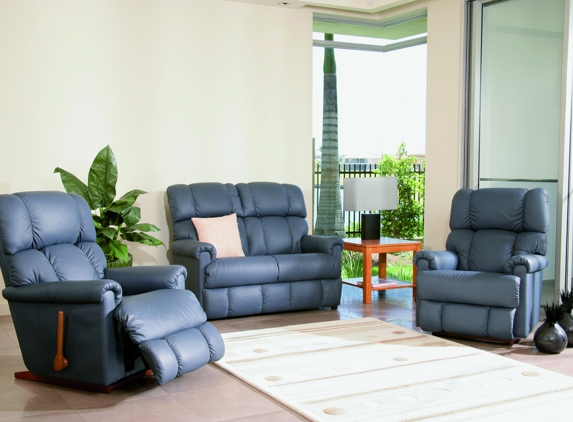 Davies Furniture Court - Gympie, QLD