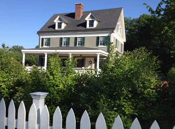 The Historic Ambassador House & Heritage Gardens Inc - Fishers, IN