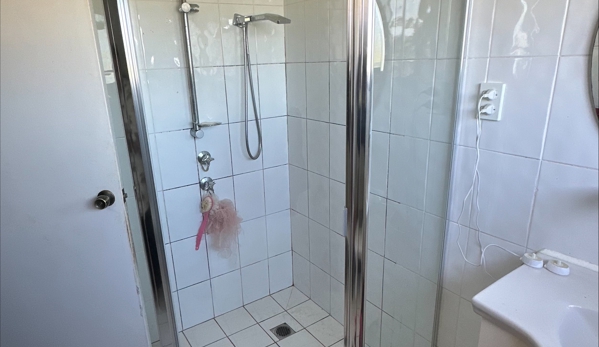 SAW Showerscreens