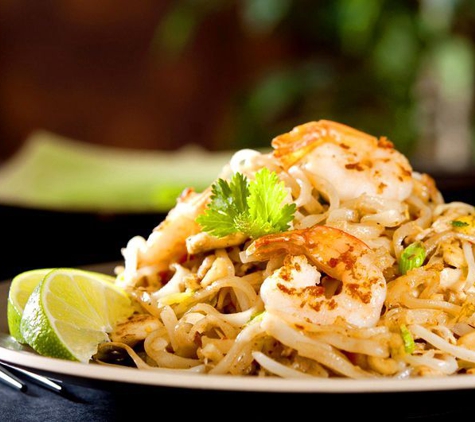 Zaabver - New York, NY. Pad Thai Shrimp