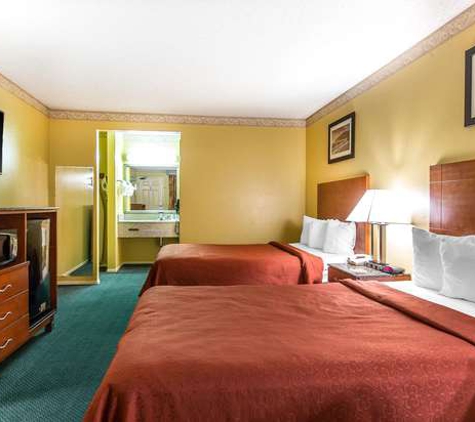 Quality Inn & Suites Camarillo-Oxnard - Camarillo, CA