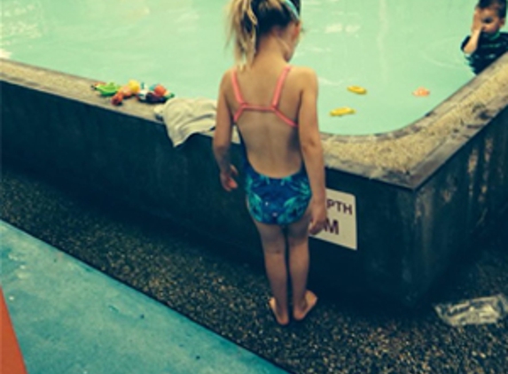 Tullamarine Swimming School - Tullamarine, VIC