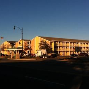 Oaktree Inn & Suites - Oklahoma City, OK