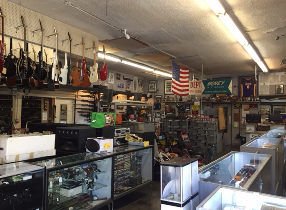 Maine Pawn Shop - Baldwin Park, CA