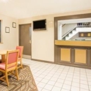 Super 8 by Wyndham Lexington VA - Hotels