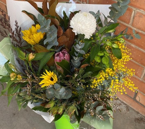Acacia Art Florist - Port Augusta, SA