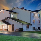Hillside Inn & Suite