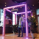 Steel Monkey Dream Shop - Display Installation Service
