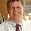 Dr. L Darryl Quarles, MD - Physicians & Surgeons