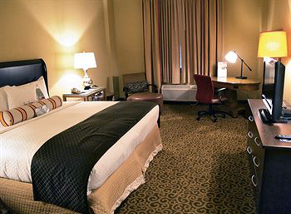 DoubleTree by Hilton Hotel Memphis Downtown - Memphis, TN