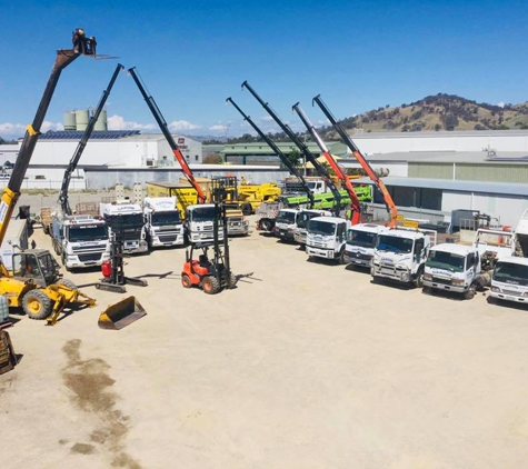 Garoni Crane Trucks