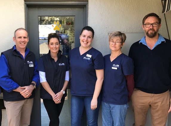 Kiama Veterinary Hospital - Kiama, NSW. Meet our professional staff