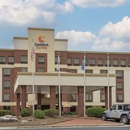 Comfort Suites Outlet Center - Motels