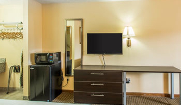 Econo Lodge - Nashville, TN