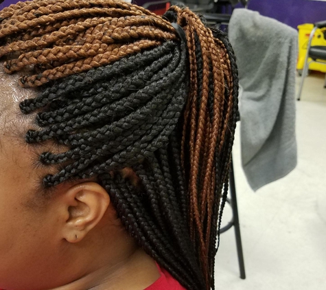 Adja Hair Braiding - Cleveland, OH