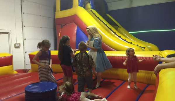 Hoppity Hop Inflatables - Hendersonville, TN