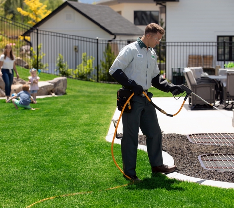 Edge Pest Control and Mosquito Services - Thornton, IL