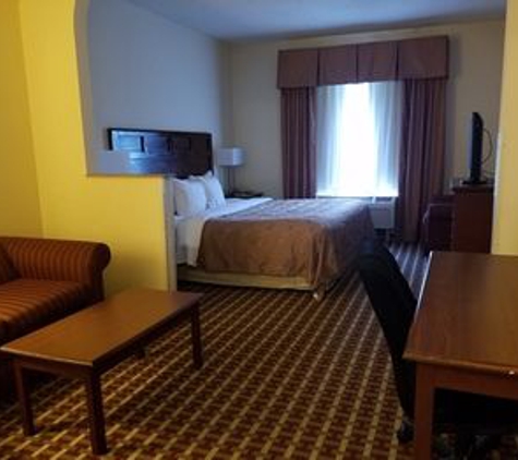 Quality Suites Paducah I-24 - Paducah, KY