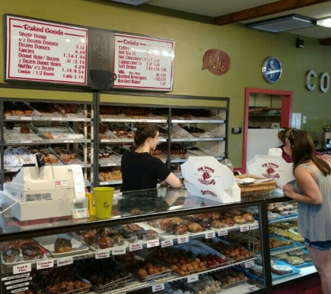 Sweetwater's Donut Mill - Kalamazoo, MI