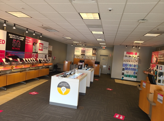 T-Mobile - Champaign, IL