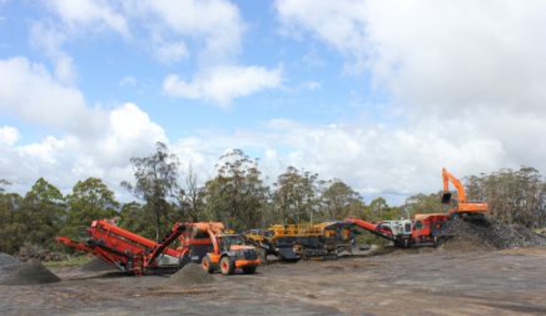Sheridans Hard Rock Quarry - Hernani, NSW. Equipment Hire