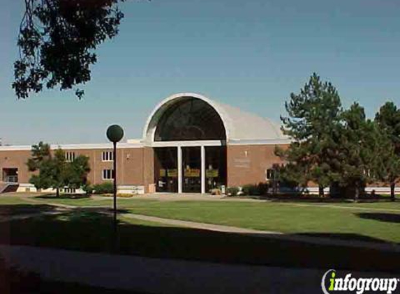 Larson Lifestyle Center - Lincoln, NE