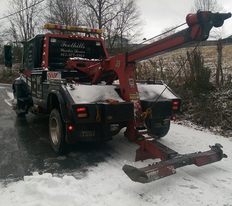 Foothills Wrecker Service - Maryville, TN