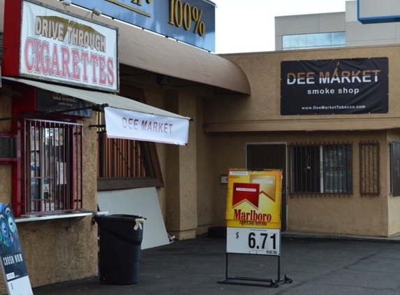 Dee Market - North Hollywood, CA