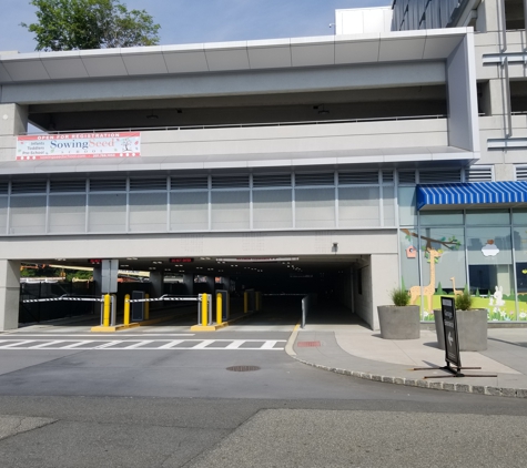 Sp+ Parking @ Port Imperial Garage - Weehawken, NJ