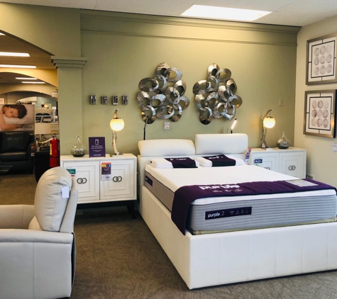 Raymour & Flanigan Furniture and Mattress Store - Warwick, RI