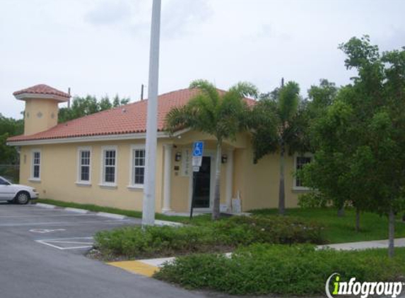 Nath MD F Colin - Fort Lauderdale, FL