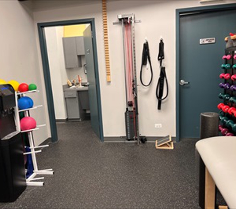 RUSH Physical Therapy - Pilsen - Chicago, IL