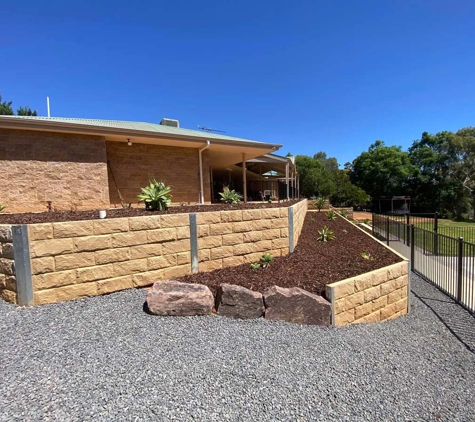 B&M Outdoor Designs - Mildura, VIC