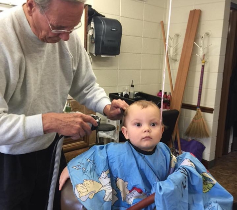 Long Beach Barber Shop - Long Beach, MS