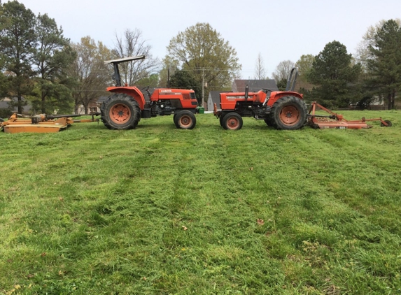 Deal Lawn Service & Bushhogging - Byhalia, MS