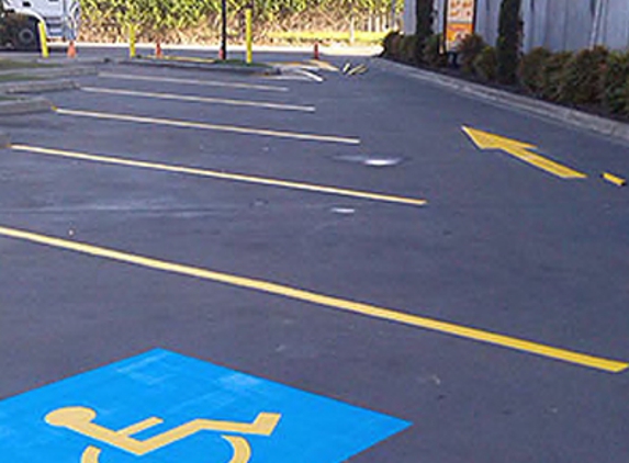 East Gippsland Line Marking - Bruthen, VIC