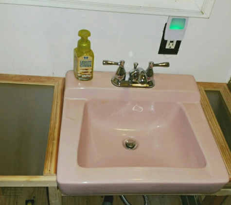 A Flair 4 Repair - Tucson, AZ. Custom cabinet for 1960s sink