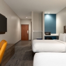 Holiday Inn Express & Suites Edmond by IHG - Hotels