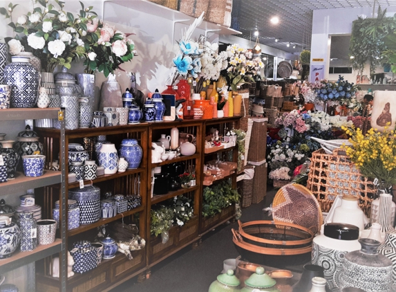 Premier Cane & Flowers - Toowoomba City, QLD